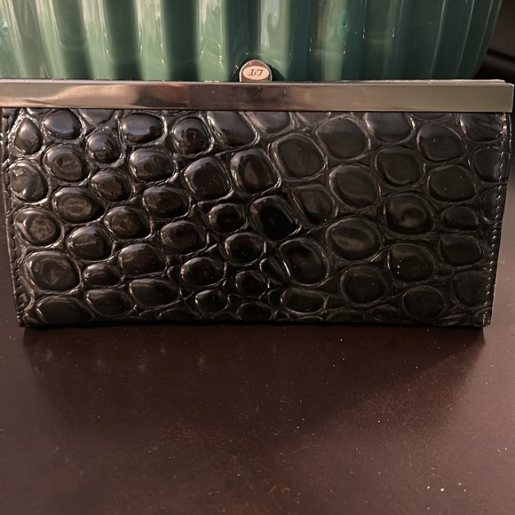 Woman’s black clutch or wallet. NWOT - Picture 1 of 3